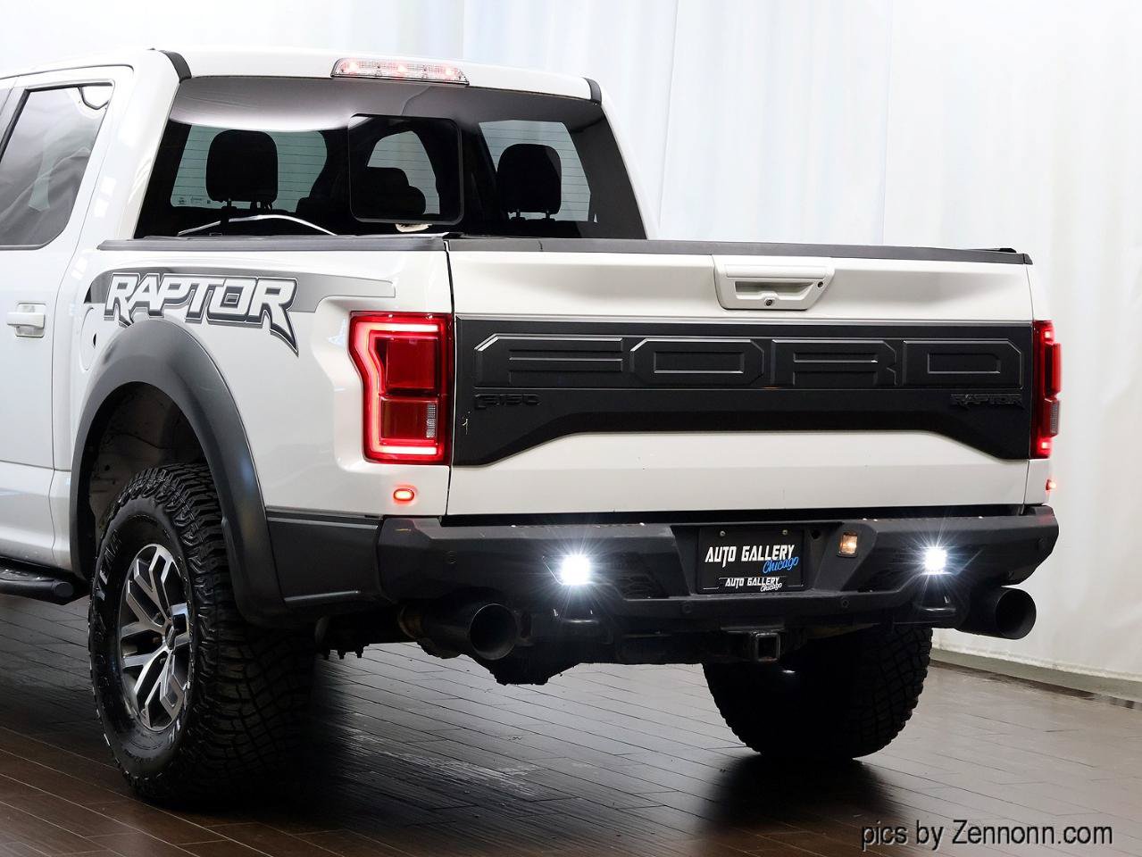 Used 2017 Ford F150 Raptor w/ Equipment Group 802A Luxury AWD/4WD image 17