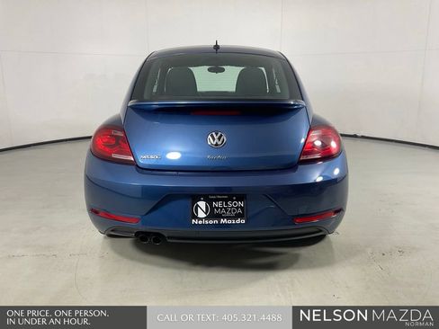 Used 2018 Volkswagen Beetle 2.0T S FWD image 7