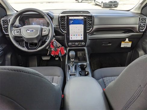 New 2025 Ford Ranger XLT w/ Black Appearance Package image 15