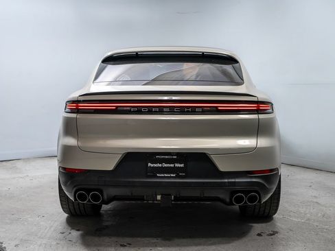 Certified 2026 Porsche Cayenne Coupe AWD/4WD image 6