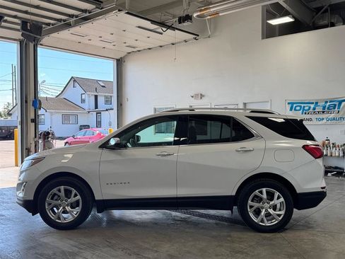Used 2021 Chevrolet Equinox Premier AWD/4WD image 30