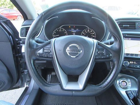 Used 2017 Nissan Maxima 3.5 SV FWD image 13