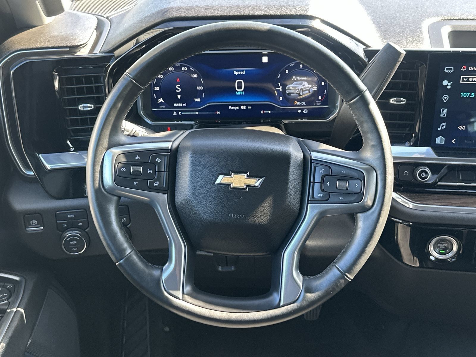 Used 2023 Chevrolet Silverado 1500 LT AWD/4WD image 19