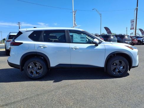 New 2026 Nissan Rogue SV FWD image 8