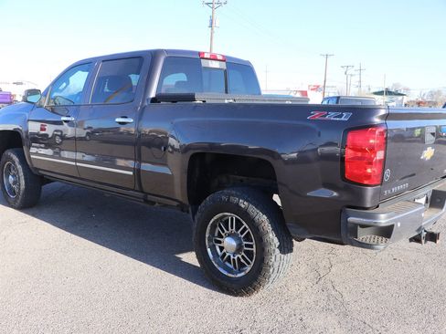 Used 2015 Chevrolet Silverado 2500 LTZ w/ LTZ Plus Package image 5