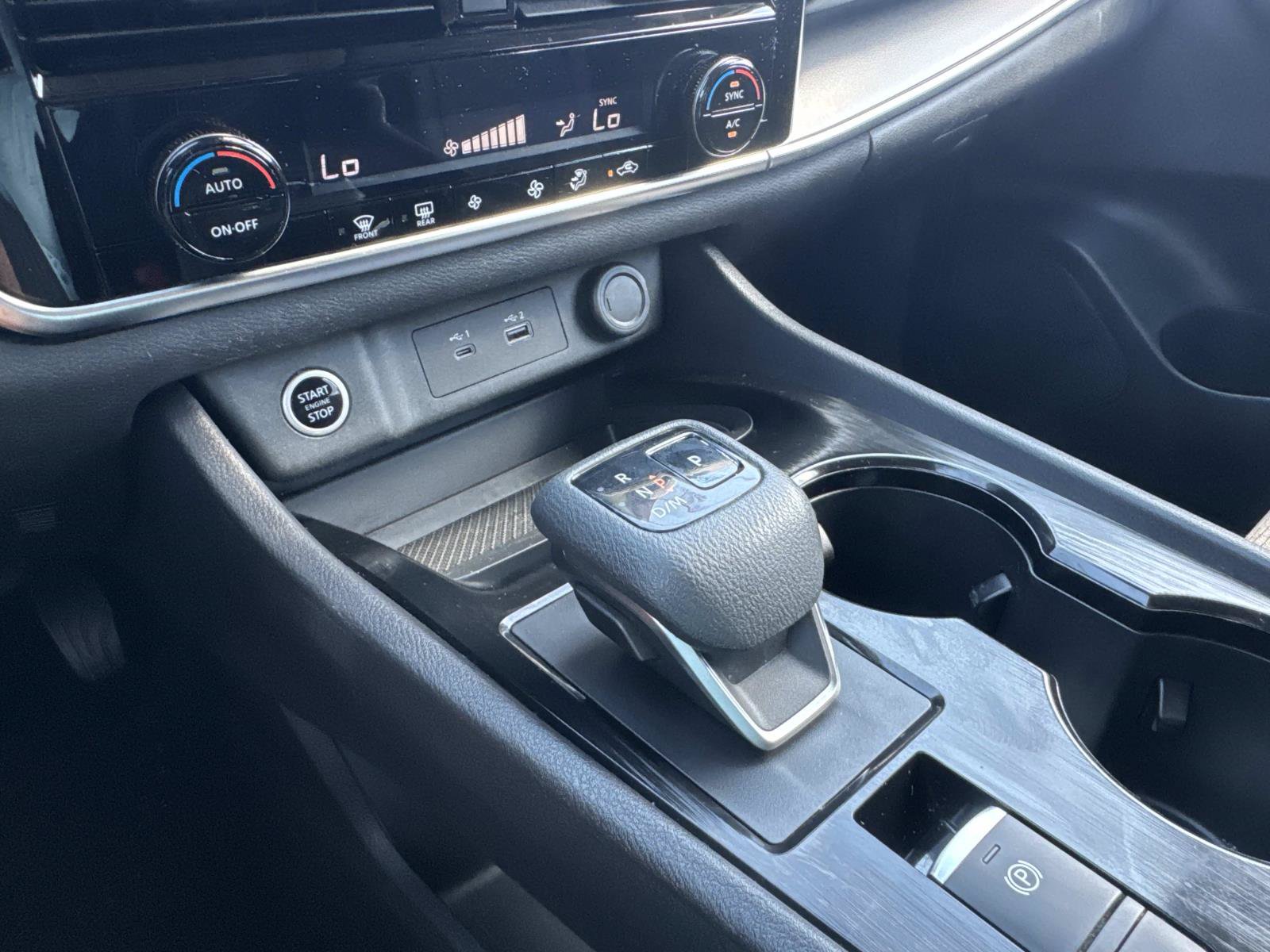 Used 2021 Nissan Rogue SV FWD image 26
