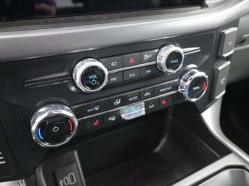 New 2025 Ford F150 Lightning XLT AWD/4WD image 16