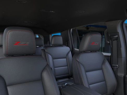 New 2026 Chevrolet Traverse Z71 w/ Driver Confidence Package image 24