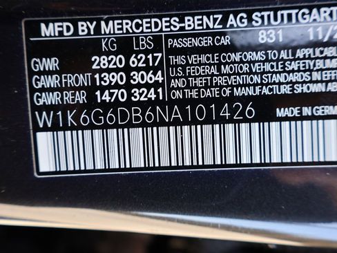 Used 2022 Mercedes-Benz S 500 4MATIC w/ AMG Line Package image 41