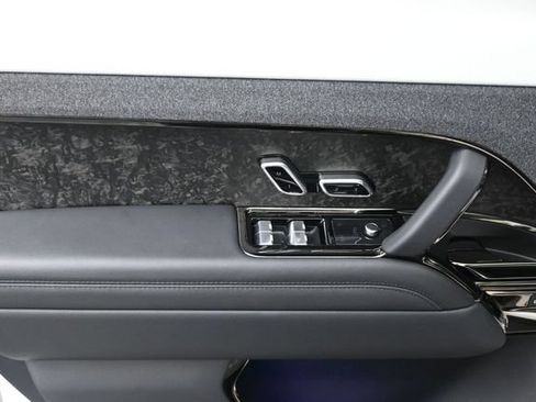 Used 2023 Land Rover Range Rover Sport SE Dynamic AWD/4WD image 9