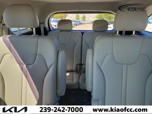 Certified 2022 Kia Sorento SX AWD/4WD image 13