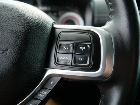 Used 2021 RAM 2500 Laramie w/ Night Edition AWD/4WD image 29