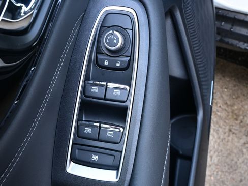 Certified 2025 Subaru Outback Limited image 15