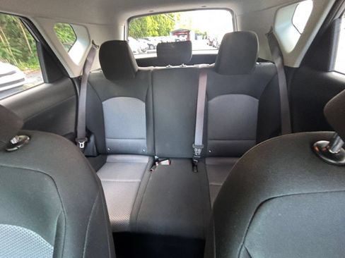 Used 2025 Kia Soul LX w/ LX Technology Package FWD image 33