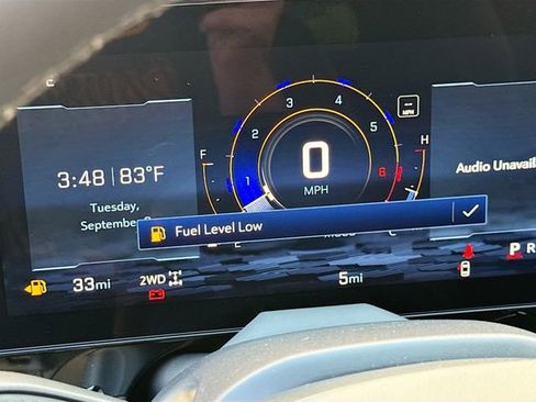 New 2025 Chevrolet Suburban Premier image 13