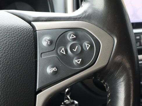 Used 2022 Chevrolet Colorado Z71 AWD/4WD image 26