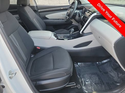 Used 2024 Hyundai Tucson SEL FWD image 17