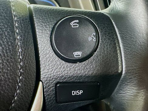 Used 2015 Toyota RAV4 Limited FWD image 24