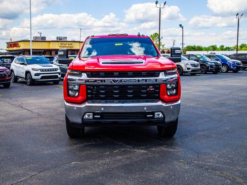 Used 2023 Chevrolet Silverado 2500 LT w/ All Star Edition AWD/4WD image 2