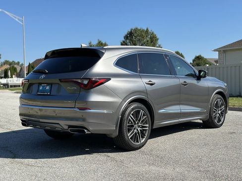 Used 2025 Acura MDX Advance Package image 7
