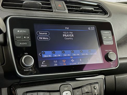 Used 2023 Nissan Leaf SV Plus image 21