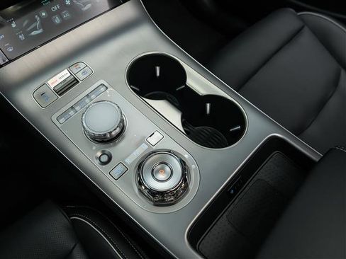 New 2026 Genesis GV70 2.5T Advanced image 24