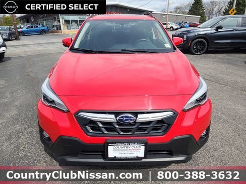 Used 2022 Subaru Crosstrek 2.5i Limited w/ Moonroof Package 2 AWD/4WD image 3