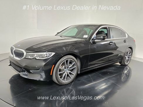 Used 2019 BMW 330i Sedan w/ Convenience Package RWD image 2