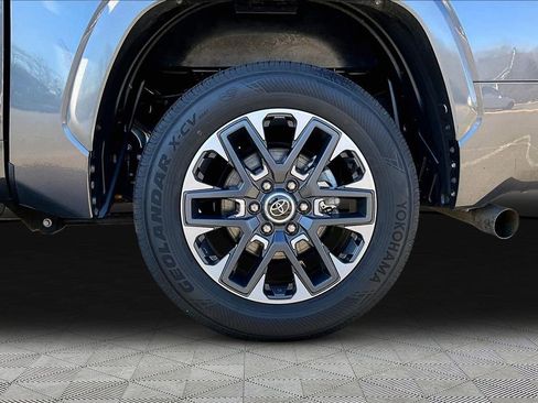 Used 2023 Toyota Tundra Limited image 23
