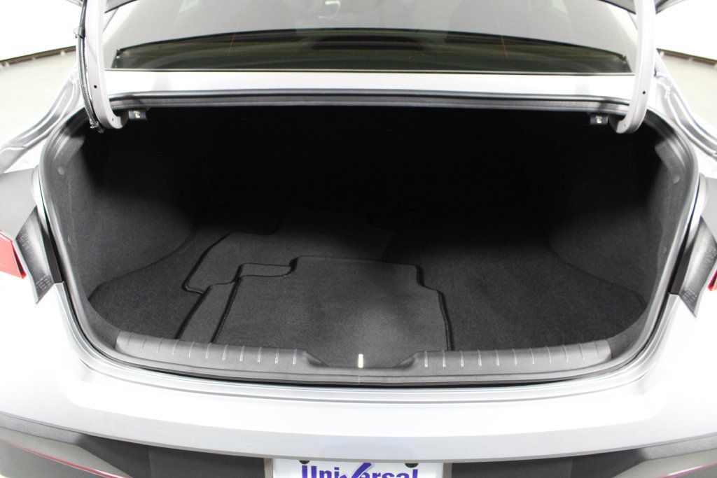 Certified 2026 Hyundai Elantra Sport FWD image 18