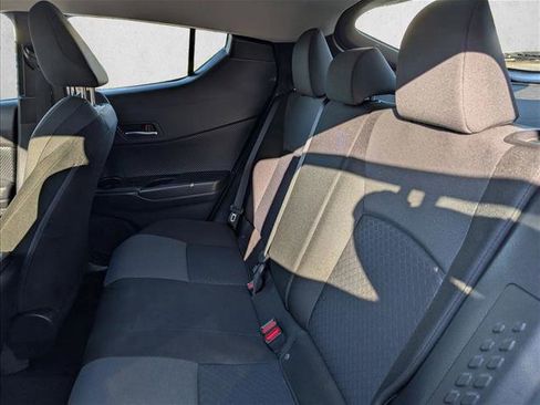 Used 2021 Toyota C-HR LE image 18