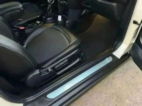 Used 2018 MINI Cooper 2-Door Hardtop FWD image 29