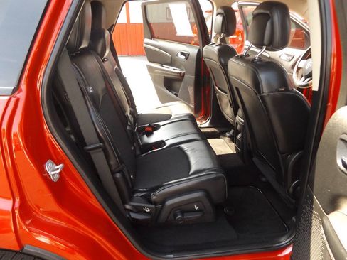 Used 2016 Dodge Journey Crossroad FWD image 24