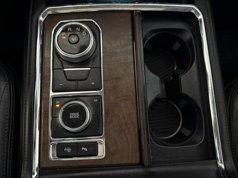 Used 2019 Ford Expedition Platinum AWD/4WD image 34