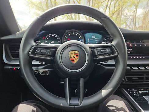 Used 2022 Porsche 911 Carrera 4S AWD/4WD image 28