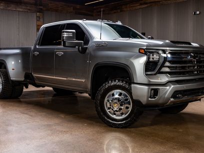 Used 2024 Chevrolet Silverado 3500 High Country w/ Technology Package