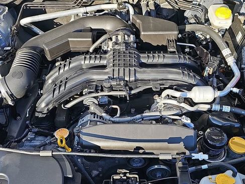 Used 2024 Subaru Crosstrek 2.0i Premium image 27