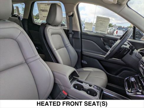 New 2025 Lincoln Corsair Reserve image 14