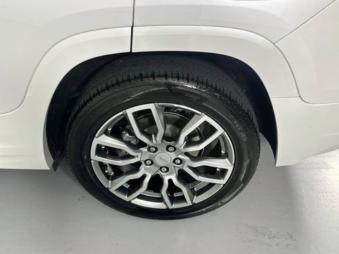 Used 2023 GMC Terrain Denali w/ LPO, Floor Liner Package AWD/4WD image 31