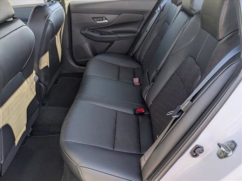 Used 2026 Nissan Sentra SR w/ SR Premium Package image 17