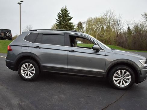 Used 2019 Volkswagen Tiguan SE AWD/4WD image 4