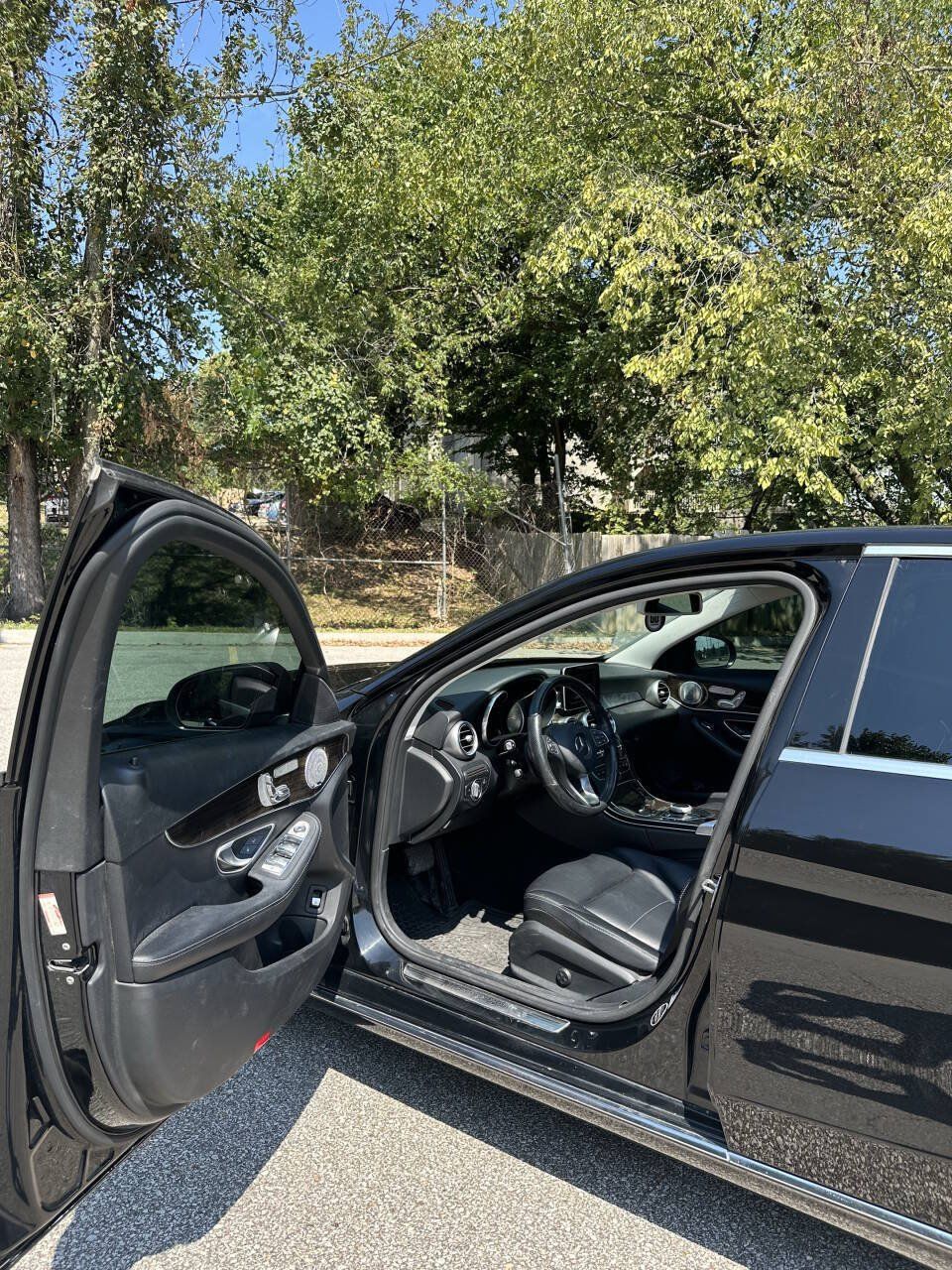 Used 2018 Mercedes-Benz C 300 4MATIC Sedan image 6