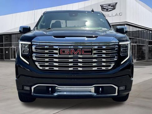 Used 2025 GMC Sierra 1500 Denali AWD/4WD image 4