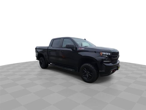 Used 2022 Chevrolet Silverado 1500 LT Trail Boss AWD/4WD image 2