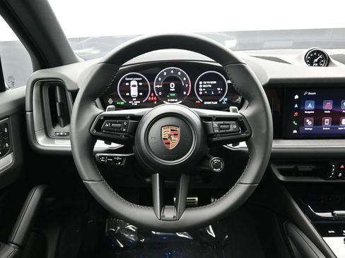 New 2026 Porsche Cayenne S image 19