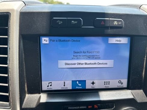 Used 2017 Ford F150 Lariat w/ Equipment Group 502A Luxury AWD/4WD image 26