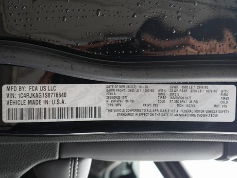 New 2025 Jeep Grand Cherokee L Altitude image 30