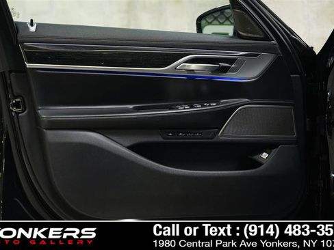 Used 2020 BMW 750i xDrive image 20