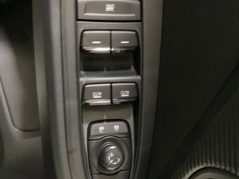 Certified 2025 Subaru Crosstrek 2.0i Premium image 17