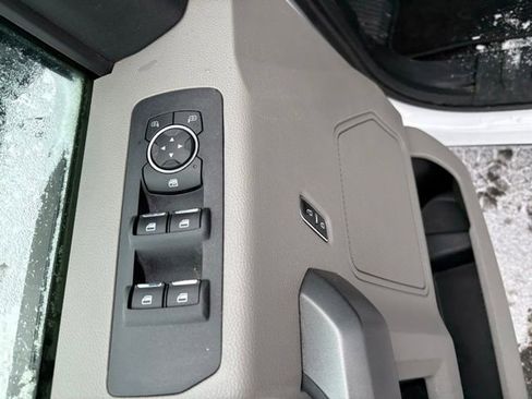 Used 2018 Ford F150 XLT w/ Trailer Tow Package image 6